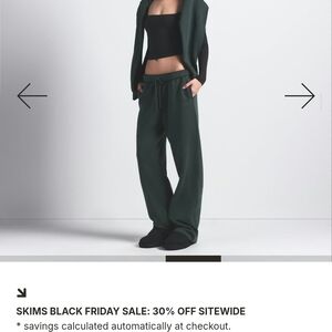 SKIMS Nwt. Flash Expired